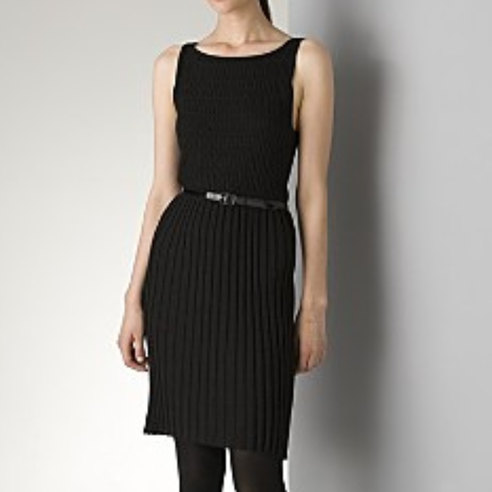 ALICE + OLIVIA BLACK PLEATED DRESS - Various